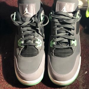 Jordan Retro 4